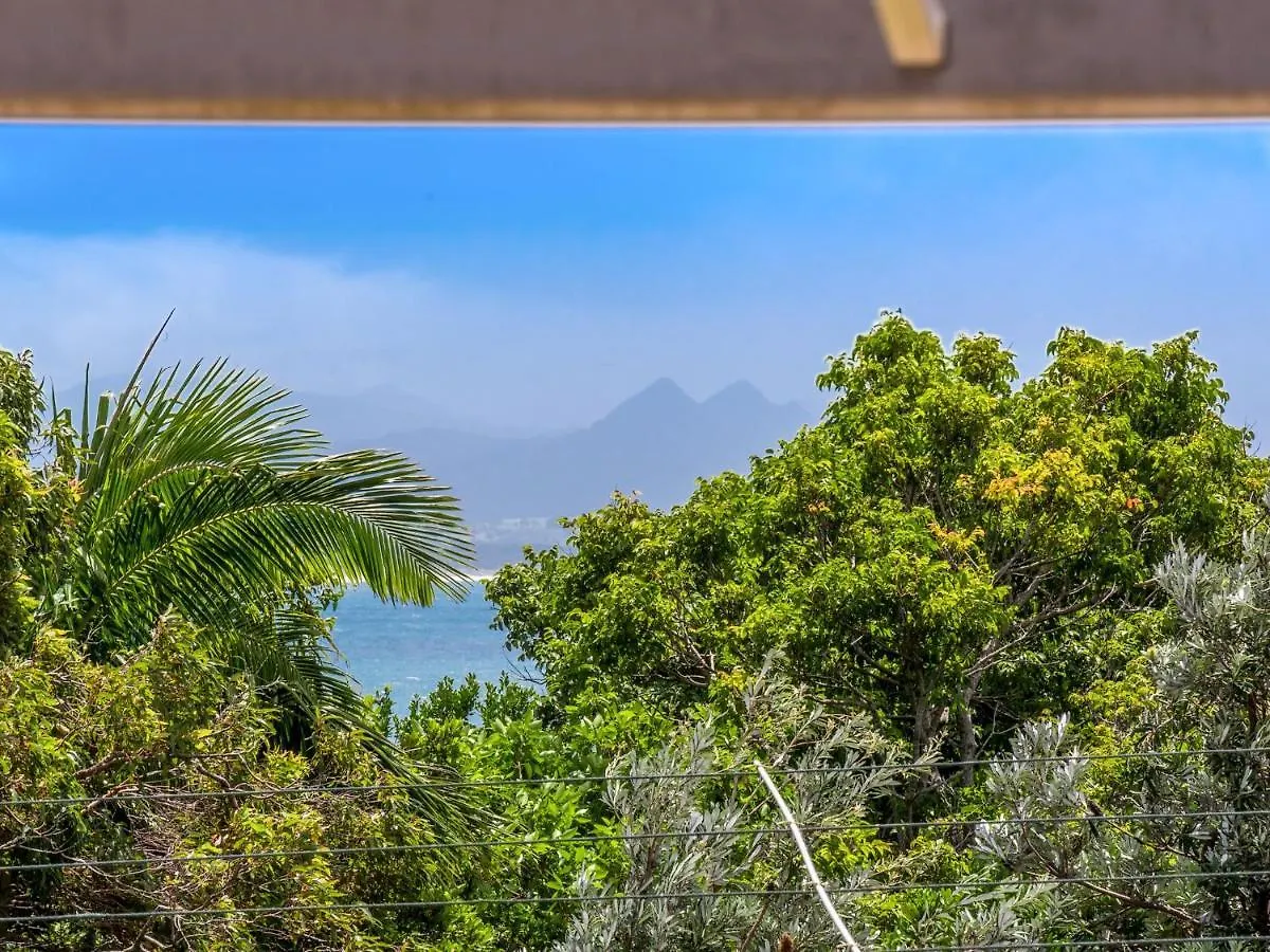 5 James Cook Apartments Byron Bay